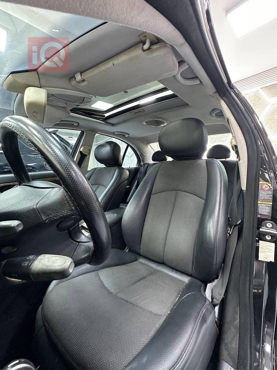 مرسيدس بنز E-Class